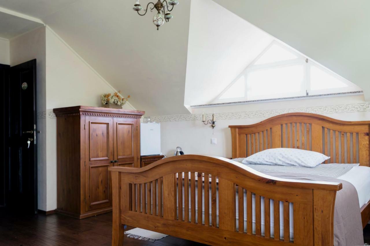 Guesthouse & Apartments Pri Stani Zerovnica Bagian luar foto